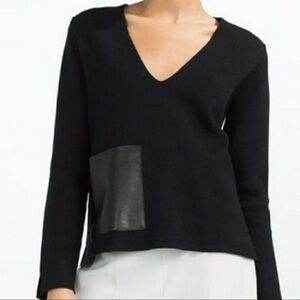 Zara v neck sweater with faux leather pockets Size L
